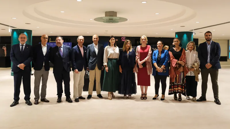 Noticias de Cantabria | El Cántabro | La presidenta asiste a la clausura de la 73 edición del Festival Internacional de Santander