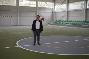 Noticias de Cantabria | El Cántabro | Piélagos invertirá más de 110.000€ en el pabellón de Arce para ponerlo en servicio con un pavimento de madera que garantice la seguridad de los niños