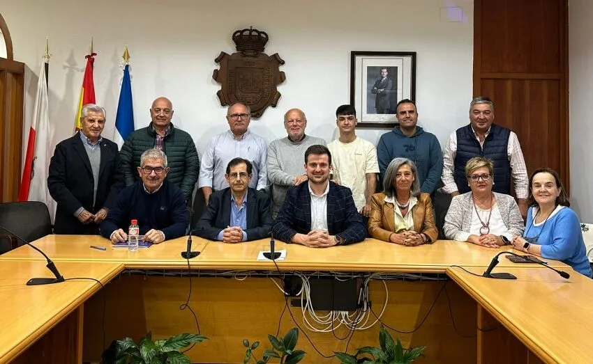 Noticias de Cantabria | El Cántabro | ASTILLERO OTORGA EL PREMIO MUSLERA 2024 A LA SOCIEDAD BOLÍSTICA LAS CÁRCOBAS Y LA PEÑA PASABOLO VALLE DE VILLAVERDE