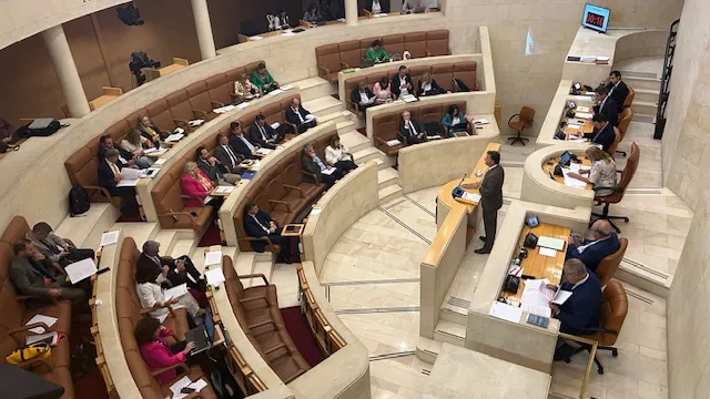 Noticias de Cantabria | El Cántabro | EL PARLAMENTO PIDE EL DESARROLLO DEL PLAN DE GESTIÓN DEL LOBO