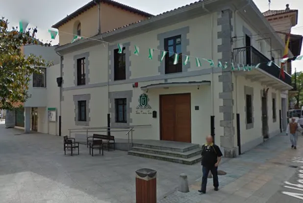 El Ayuntamiento de Santoña licita el servicio de cine comercial en el Teatro Casino Liceo