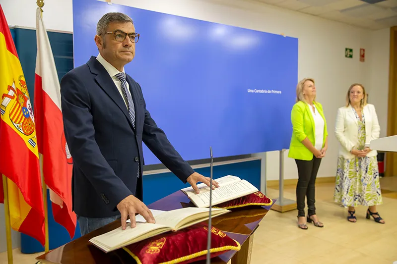 Noticias de Cantabria | El Cántabro | Toman posesión los nuevos altos cargos de Cultura y de Ganadería del Gobierno de Cantabria