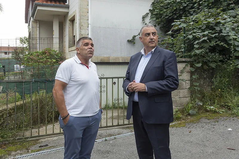 Noticias de Cantabria | El Cántabro | Roberto Media pide al Gobierno de España que tome medidas "urgentes" para acabar con "la lacra" de la ocupación ilegal en Cantabria