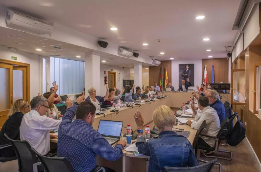 Aprobado el Reglamento regulador del servicio público de transporte urbano de Torrelavega