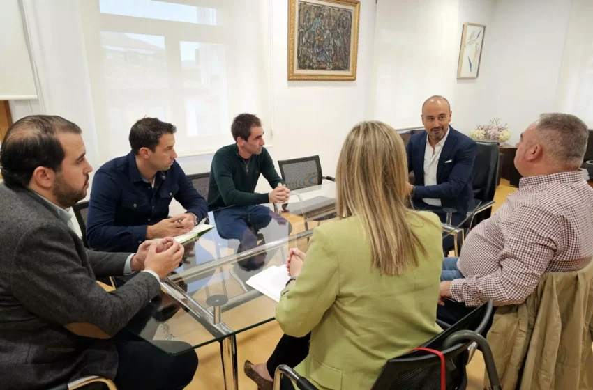 Noticias de Cantabria | El Cántabro | López Estrada se reúne con el presidente de la AEHC, Eduardo Lamadrid