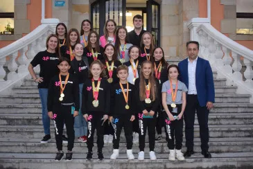 Noticias de Cantabria | El Cántabro | Caramés desea mucha suerte a los bailarines de Piélagos que participarán del 1 al 3 de noviembre en el Campeonato europeo de danza en Roma