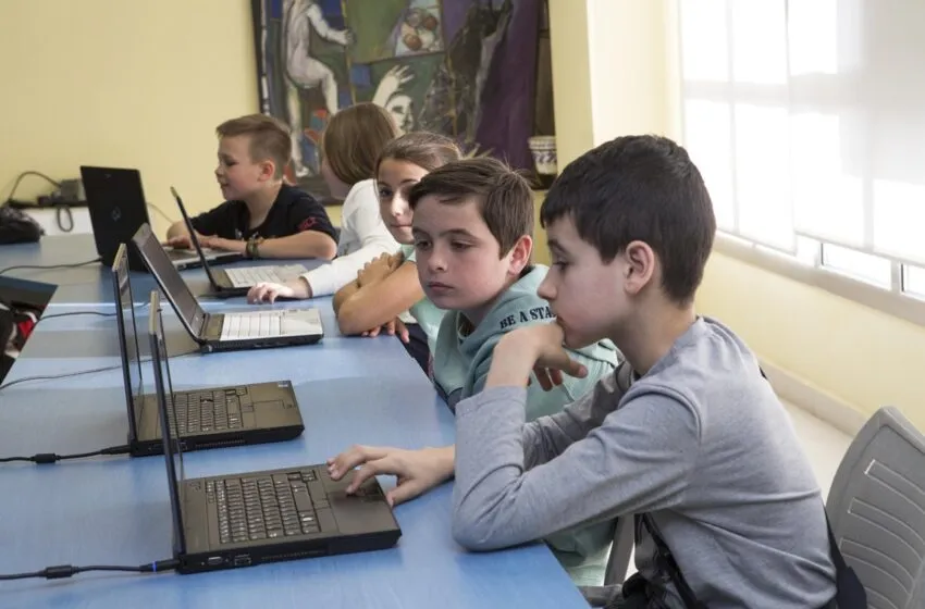  Camargo abre mañana el plazo de solicitud de las ayudas al transporte para los estudiantes universitarios