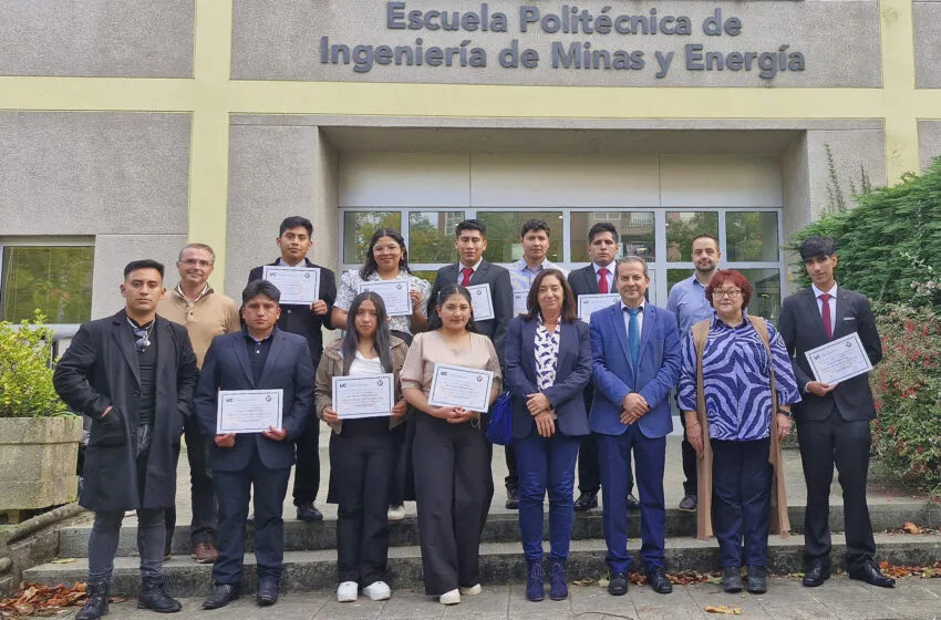  Estudiantes universidad peruana realizan una estancia en la EPI de Minas y Energía UC
