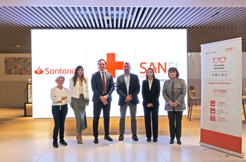Noticias de Cantabria | El Cántabro | Fundación UCEIF, Banco Santander y Cruz Roja Cantabria firman un convenio de colaboración