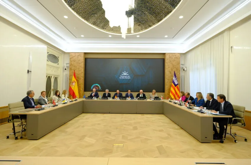 Noticias de Cantabria | El Cántabro | GONZÁLEZ REVUELTA PARTICIPA EN LA REUNIÓN DE LA COPREPA