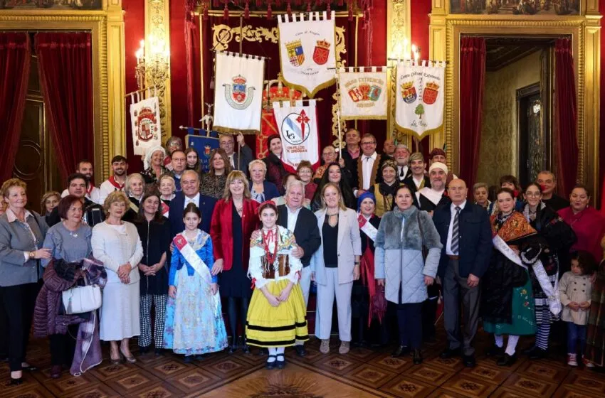 Noticias de Cantabria | El Cántabro | Urrutia asiste a la celebración de la Semana Cultural de la Federación de las Casas Regionales de Navarra en la que Cantabria ejerce de anfitriona
