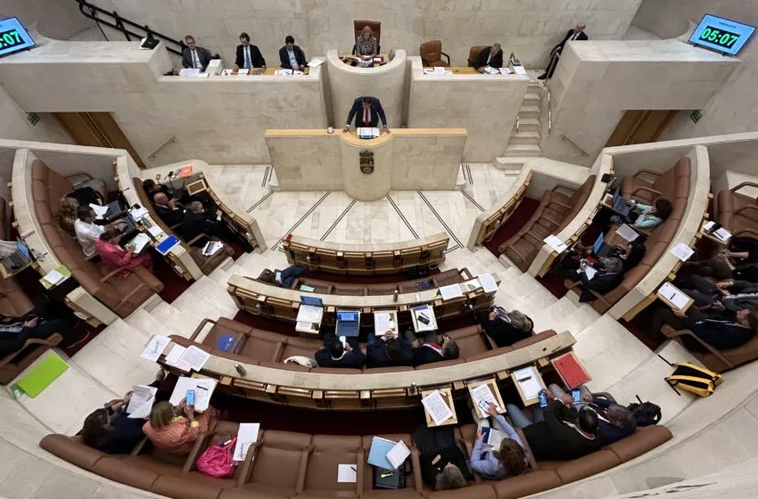 Noticias de Cantabria | El Cántabro | El Parlamento de Cantabria debatirá, el lunes, sobre Sanidad, Cantur y el precio de la mantequilla de los sobaos