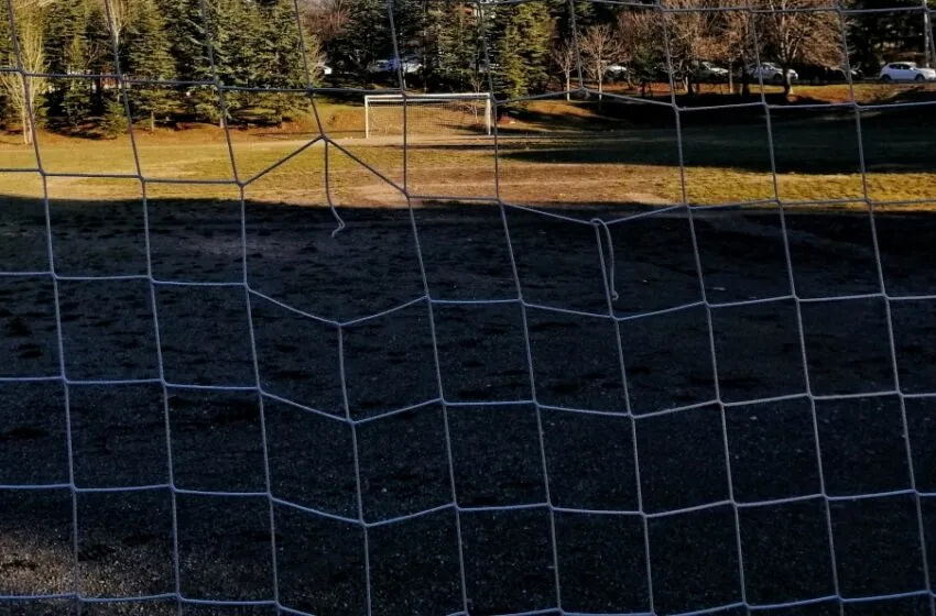  Prohibido acercarse y acceder a cualquier instalación deportiva española frecuentada por menores al detenido el pasado mes por unas grabaciones en un vestuario en Villaescusa