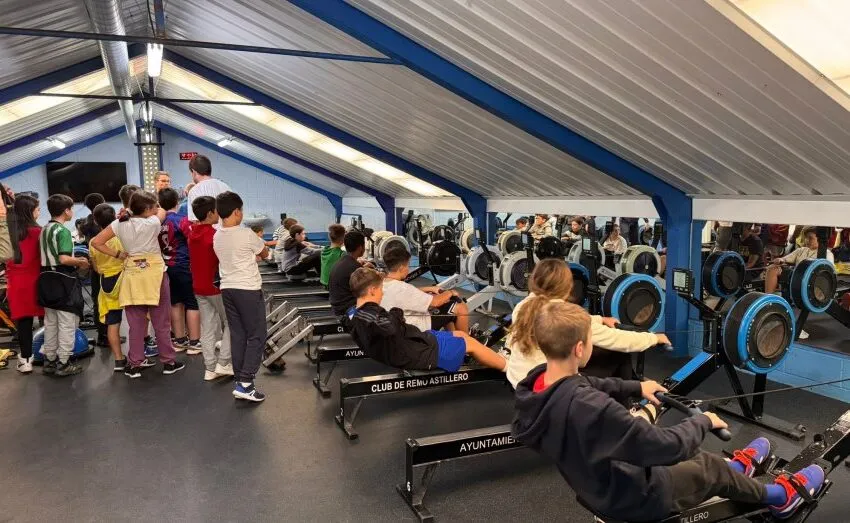  LA IV EDICIÓN DE LA BANDERA INTERESCOLAR DE REMO LLEGA A ASTILLERO PARA MOSTRAR ESTE DEPORTE TRADICIONAL A LOS MÁS JÓVENES