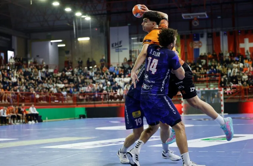 Noticias de Cantabria | El Cántabro | El Bathco BM Torrelavega se estrella contra un muro