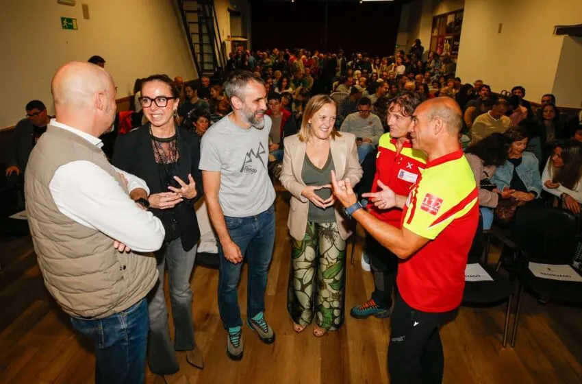 Noticias de Cantabria | El Cántabro | Urrutia destaca la labor del equipo de intervención de Protección Civil del Gobierno cántabro que rescató hasta septiembre a 233 personas en 306 intervenciones