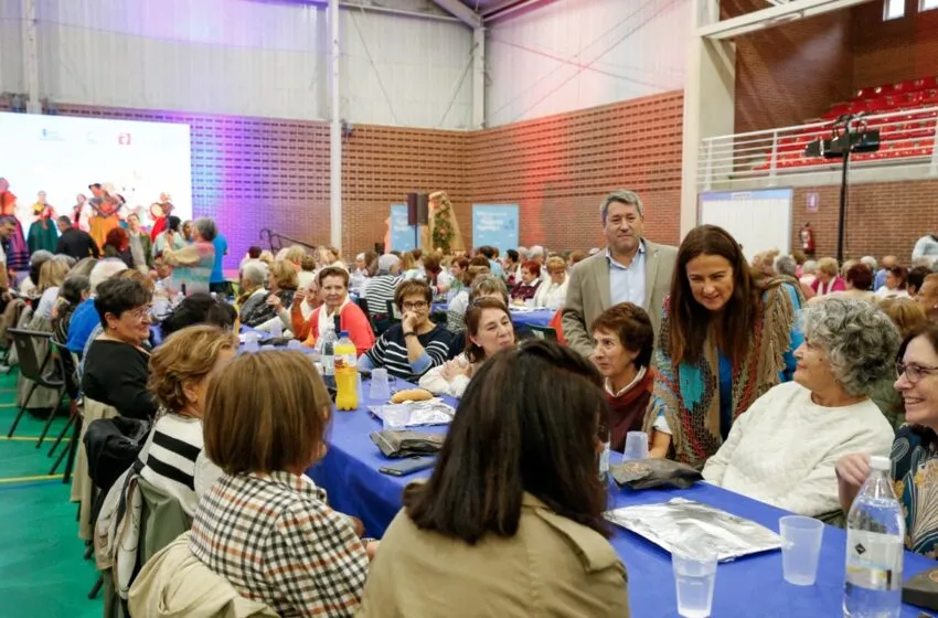 Noticias de Cantabria | El Cántabro | Gómez del Río destaca el papel de la mujer rural "como elemento fundamental en la construcción de Cantabria" para promover el progreso y bienestar