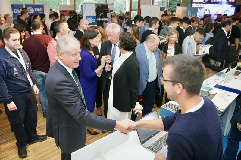 Noticias de Cantabria | El Cántabro | Arasti destaca las "excelentes" condiciones laborales del sector del metal, "la columna vertebral de innumerables industrias de Cantabria"