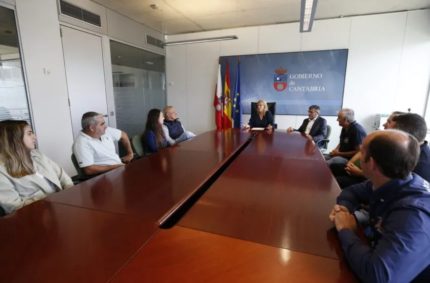 Noticias de Cantabria | El Cántabro | La consejera María Jesús Susinos felicita a las 5 ganaderías de raza blonda premiadas en Salamanca