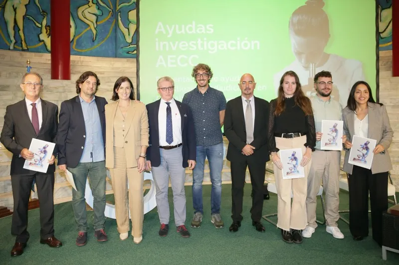 Noticias de Cantabria | El Cántabro | Pascual subraya la "importante colaboración" en la financiación de la investigación contra el cáncer de la AECC en Cantabria