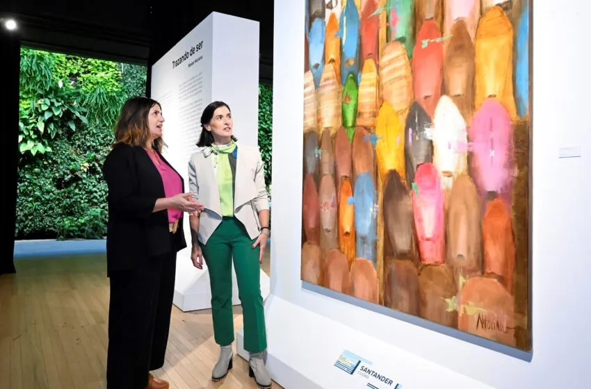 Noticias de Cantabria | El Cántabro | ‘Trazando de ser’, de Nieves Moriano, puede visitarse en Tabacalera hasta el 31 de octubre