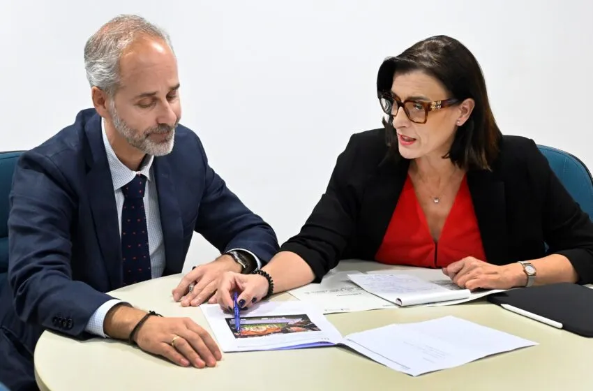 Noticias de Cantabria | El Cántabro | Ayuntamiento y Consejería coordinan nuevas actuaciones en el CEIP Menéndez Pelayo