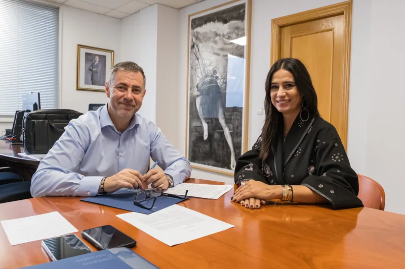 Noticias de Cantabria | El Cántabro | El consejero de Turismo analizará nuevos proyectos de promoción turística a través de la moda