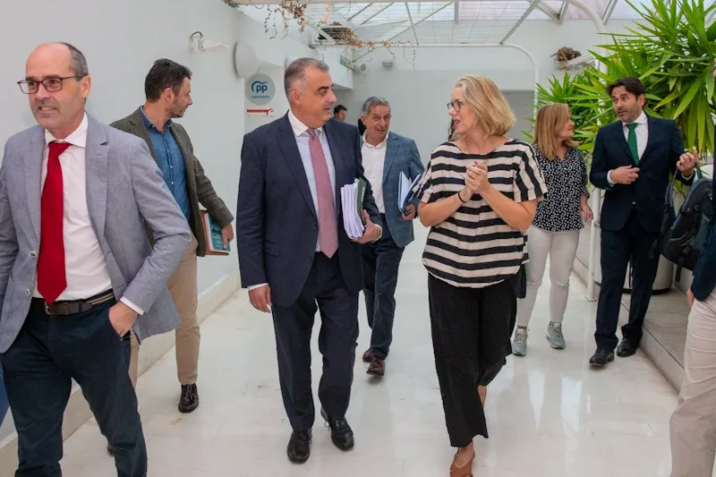 Noticias de Cantabria | El Cántabro | El aeropuerto Seve Ballesteros mejorará la operativa y las frecuencias de los vuelos a Madrid, Barcelona, Sevilla, Ibiza y Menorca