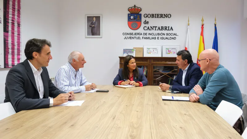 Noticias de Cantabria | El Cántabro | Inclusión Social y el Ayuntamiento de Bareyo colaborarán en el desarrollo de proyectos para afrontar la soledad no deseada en jóvenes y personas mayores