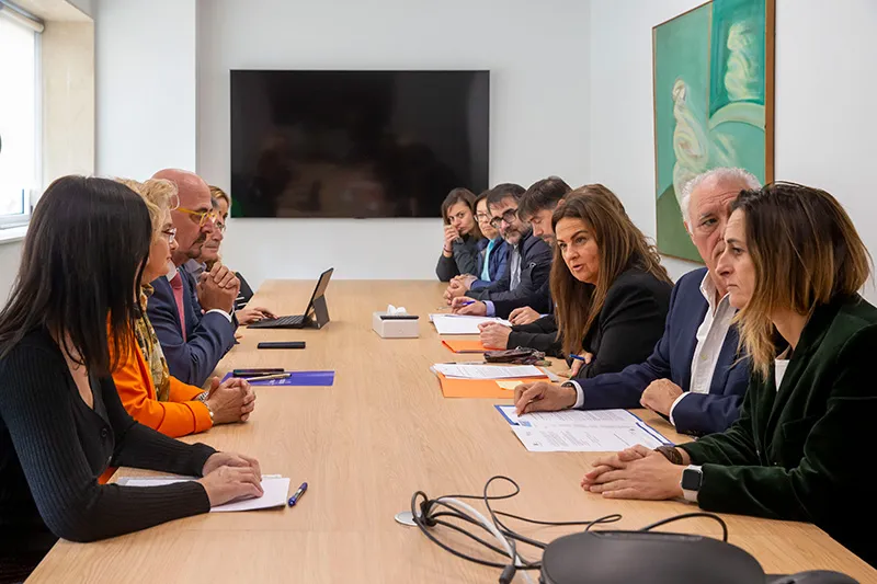 Noticias de Cantabria | El Cántabro | El Gobierno constituye la Comisión de Coordinación Sociosanitaria para mejorar la atención de las personas con dependencia, cronicidad o vulnerabilidad social