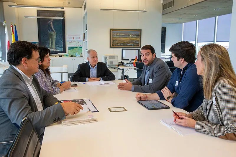 Noticias de Cantabria | El Cántabro | Eduardo Arasti reitera el apoyo del Gobierno a la nueva junta directiva de la Asociación de Hostelería de Cantabria