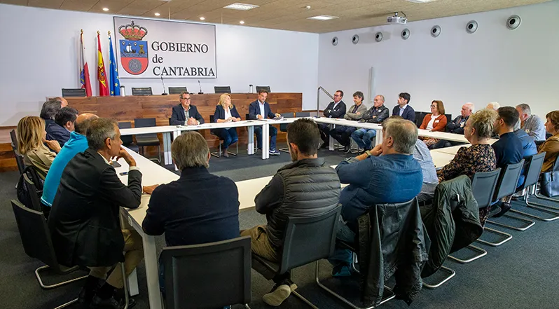 Noticias de Cantabria | El Cántabro | Susinos reafirma su apoyo a la producción agroalimentaria como motor económico del medio rural y defiende crear sinergias para fortalecer su competitividad y crecimiento