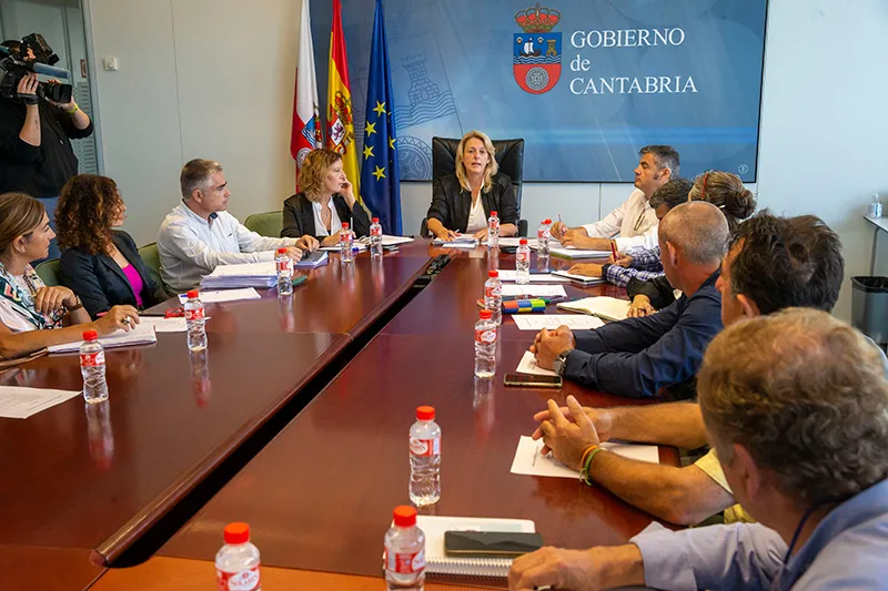 Noticias de Cantabria | El Cántabro | Susinos acuerda con el sector ganadero el calendario de pagos de las ayudas de la Solicitud Única