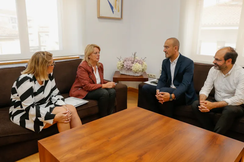 Noticias de Cantabria | El Cántabro | Susinos traslada el apoyo del Gobierno de Cantabria a los proyectos de Torrelavega como el matadero de Barreda