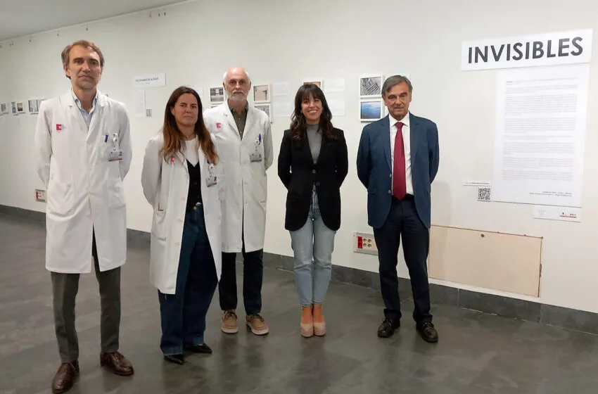 Noticias de Cantabria | El Cántabro | Valdecilla acoge la exposición 'Invisibles' que da voz a las más de 350 personas que no tienen hogar en Cantabria
