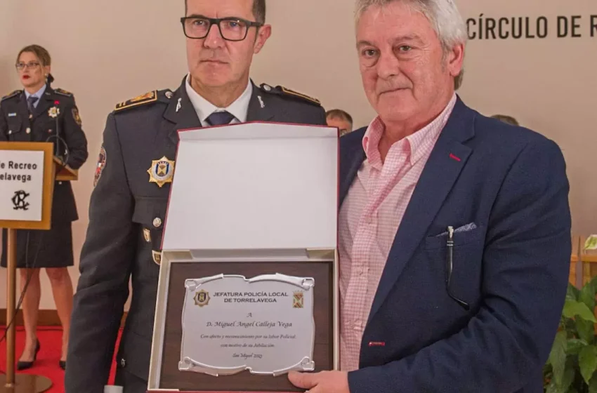 Noticias de Cantabria | El Cántabro | El alcalde expresa el pesar por el fallecimiento de Miguel Calleja, ex Jefe de la Policía Local