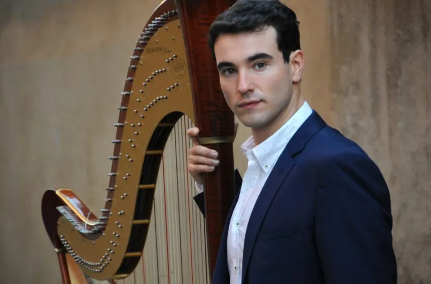  EL CENTRO BOTÍN INVITA AL PÚBLICO FAMILIAR A DISFRUTAR DE LA MAGIA DE ESCUCHAR DOS ARPAS TOCANDO A DÚO