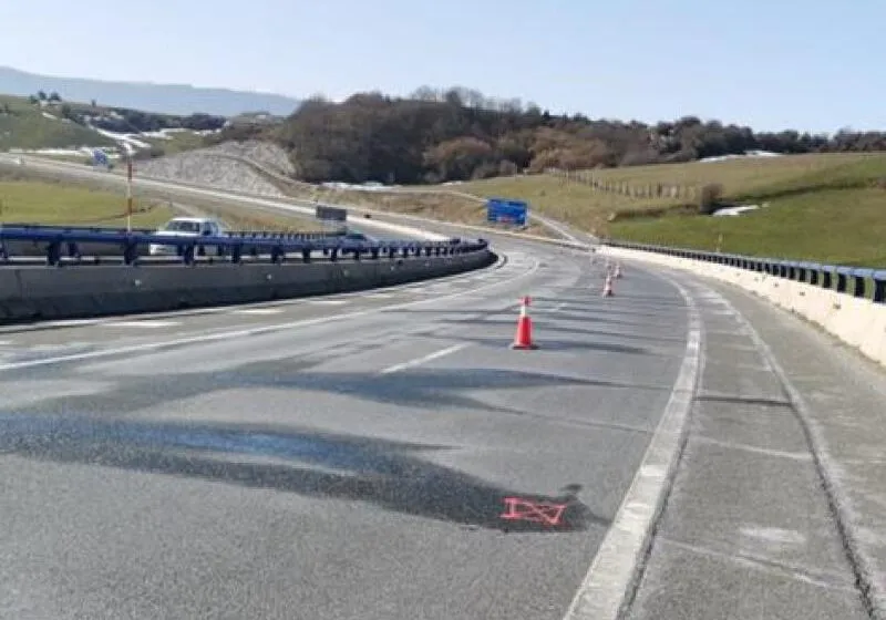  Transportes adjudicó un contrato de 18,1 millones de euros para conservar 118 km de carreteras en Cantabria