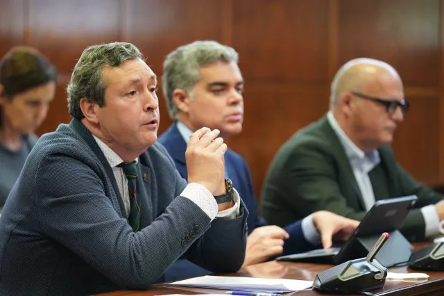 Noticias de Cantabria | El Cántabro | El Senado aprueba la moción del PP para proteger a los pescadores de verdel o sarda frente a la competencia de países extracomunitarios