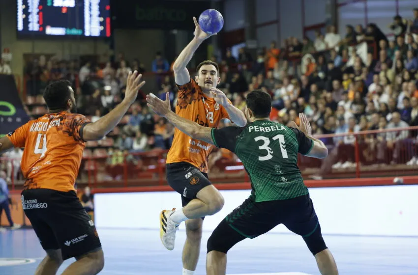 Noticias de Cantabria | El Cántabro | Sexto triunfo y segundos al parón