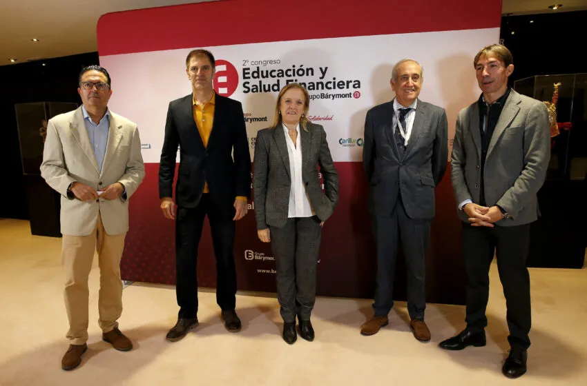 Urrutia destaca el impulso a las empresas de Cantabria con nuevas ayudas y la simplificación de los trámites