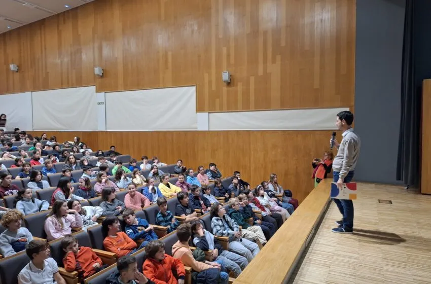  Cerca de 300 alumnos santanderinos han participado en el programa ‘Cine e inmigración’