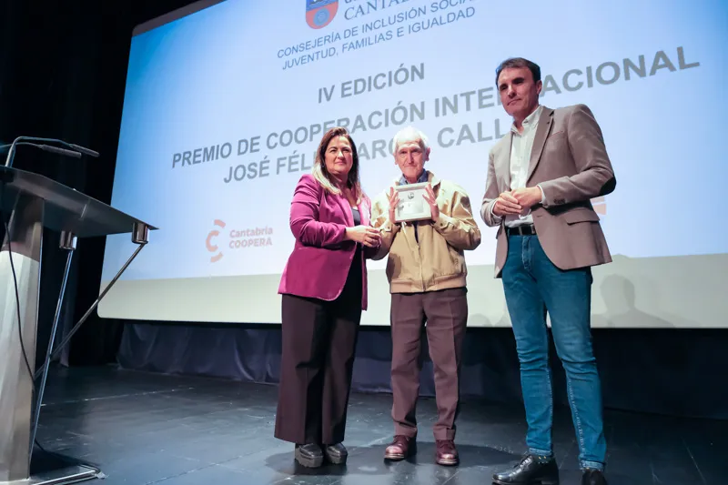 Noticias de Cantabria | El Cántabro | El Gobierno concede el Premio de Cooperación Internacional José Félix García Calleja al misionero Ángel Olaran por su trayectoria a favor del desarrollo en África durante 50 años