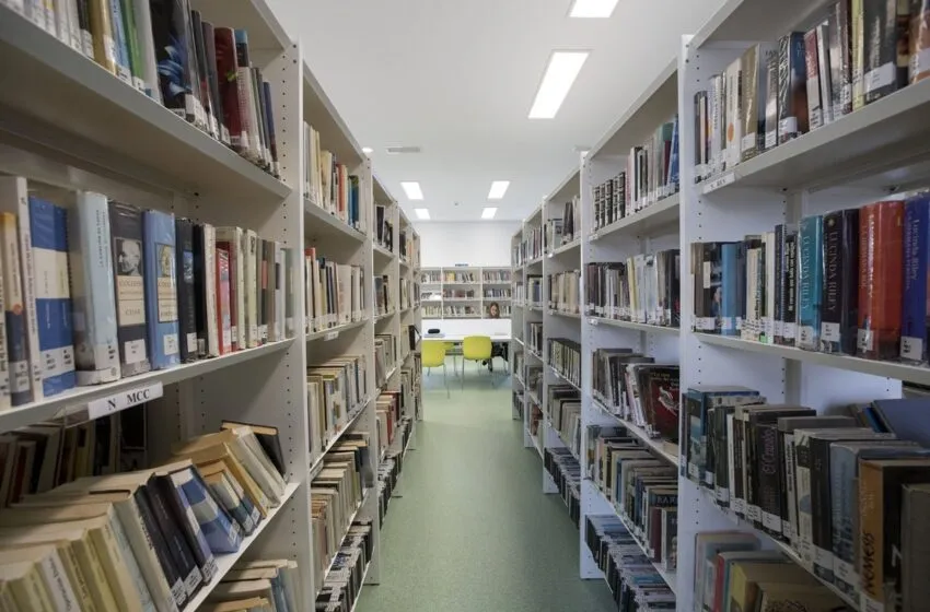  La Biblioteca Municipal de Camargo permanecerá abierta en horario especial hasta el 10 de enero