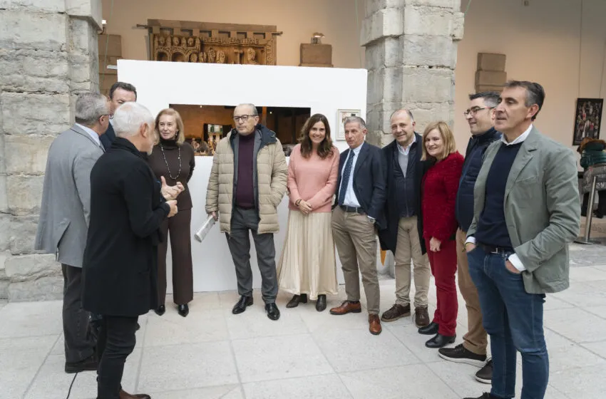  El Parlamento inaugura decoración navideña con belén, árbol, exposi-ción e iluminación