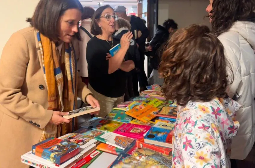  El Mercadillo Solidario del Libro Usado da el pistoletazo de salida a la programación navideña de Bezana