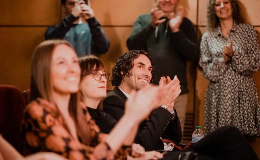  SOBERÓN ENVÍA UN MENSAJE A TODOS LOS VECINOS EN EL FIN DE AÑO: «ASTILLERO SIGUE AVANZANDO: JUNTOS HEMOS HECHO DEL MUNICIPIO EL LUGAR DONDE QUEREMOS ESTAR»