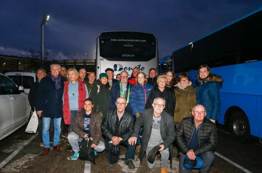  El Gobierno acompaña a cerca de 80 personas mayores en el partido Racing-Eldense dentro de las iniciativas para atajar la soledad no deseada