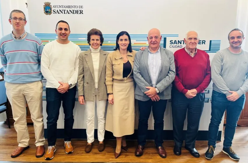  La alcaldesa tiende la mano a la nueva junta directiva de la Federación Cántabra de Bolos