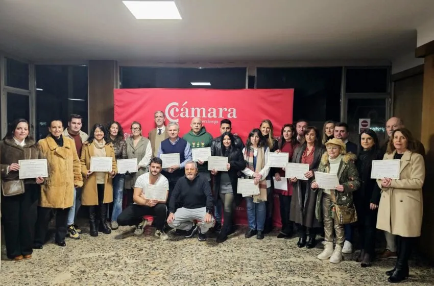  Entregados los premios del 33 Concurso de Escaparates de Navidad de Torrelavega